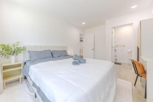 Φωτογραφία από το άλμπουμ του Cozy & Brand New 3BR Home in West Covina σε West Covina
