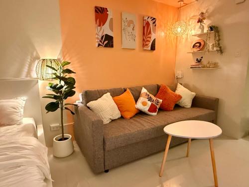 Un lugar para sentarse en Casa Eloise - SMDC Wind Residences, Tagaytay