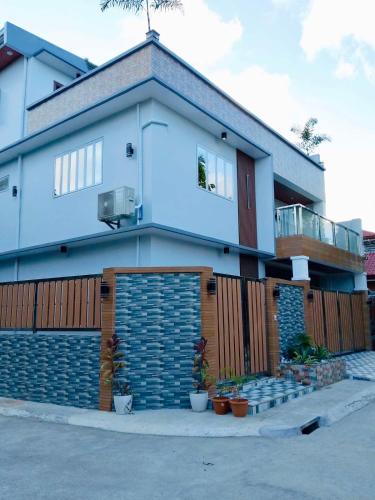 Bangunan di mana terletaknya apartmen