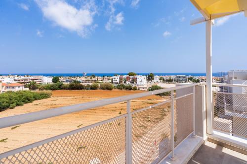 Γενική θέα στη θάλασσα ή θέα στη θάλασσα από  αυτό το διαμέρισμα