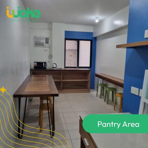 Gambar di galeri bagi Woke Coliving Poblacion di Manila