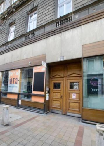 Budget Apartment by Hi5 - King street - for groups