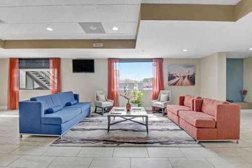 Posezení v ubytování Quality Inn Dalton East