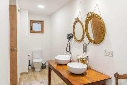 Ένα μπάνιο στο Casa karrikaburu, acogedores apartamentos rodeados de naturaleza