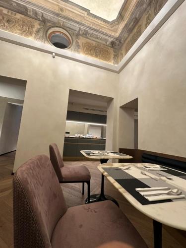 Arts & Crafts Luxury Suites photo 47