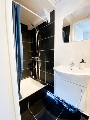 Viborg Guesthouse - Billig Overnatning Viborgにあるバスルーム