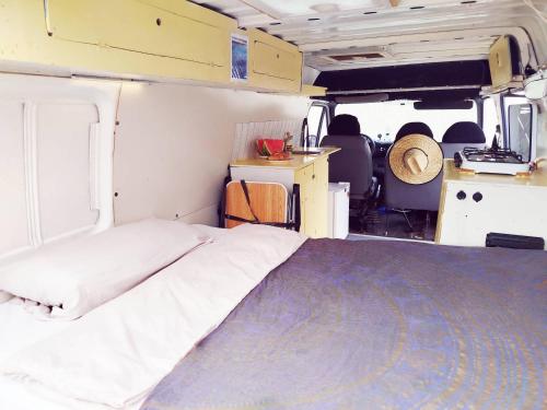 Slow-Life Campervan, Küche, Dusche, Queen-Size Bett, Solar