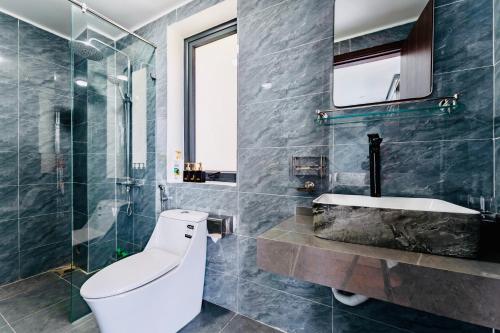 Koupelna v ubytování Quang Minh villa