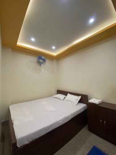 Postel nebo postele na pokoji v ubytování Hotel Atulya