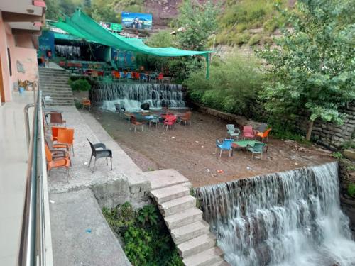 Κήπος έξω από το Ahsania Hotel & Restaurant