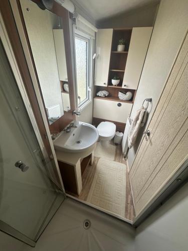 Ένα μπάνιο στο 6 berth Waterside Ingoldmells Skegness L35 SANTANAVAN 14