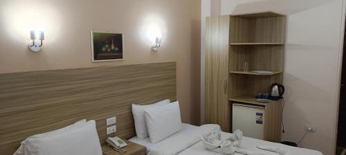 S S Luxor Hotelにあるベッド