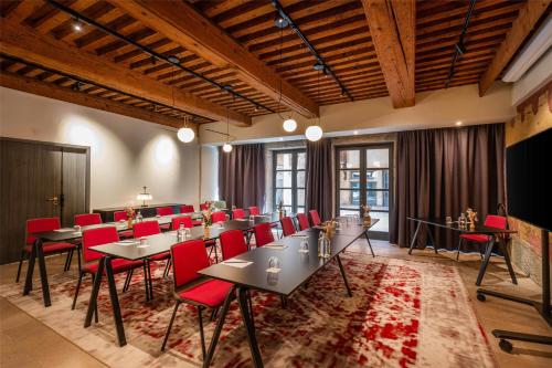 Posezení v ubytování Cour des Loges Lyon, A Radisson Collection Hotel
