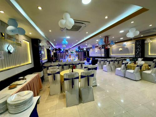 Ruang duduk di Hotel SP International