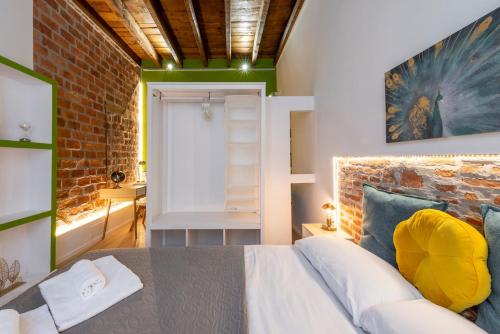 Bocconi 3 - Colorful Suite - B Home