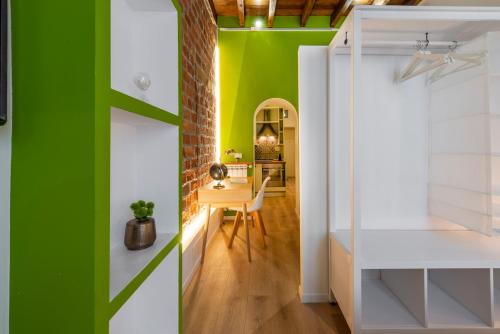 Bocconi 3 - Colorful Suite - B Home
