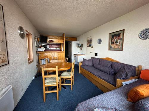 Appartement lumineux au centre, balcon, Wifi gratuit - FR-1-346-576