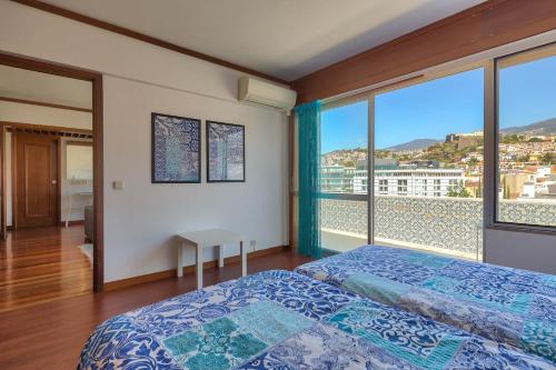 Top Floor Apartment 805