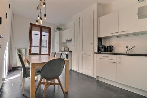 P&R, 2 room, cosy, heart of Eaux-Vives