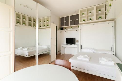 GuestHost - Dergano M3 Bright Apartment Milan