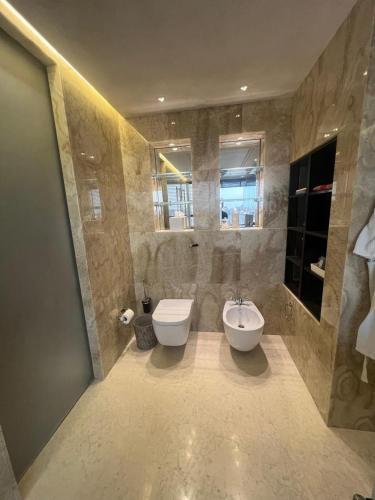 Bilik mandi di Moison Penthouse