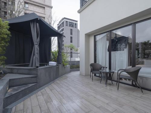 Balkón nebo terasa v ubytování Hotel Mvsa+Michelin 2 Starred Molino de Urdàniz