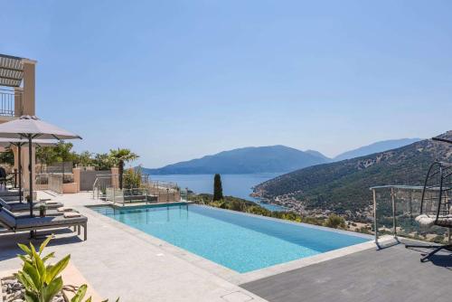 Anax by Vintage Travel