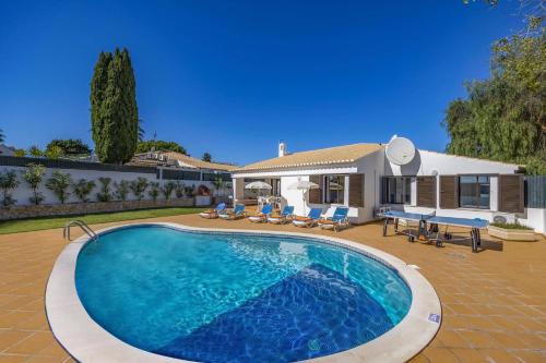 Villa Buganvillea by Villa Plus