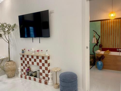 Midorigami Jacuzzi suite Spanish Steps apt photo 31