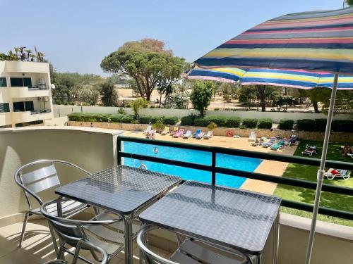 Appartement piscine São João-balcon-parking