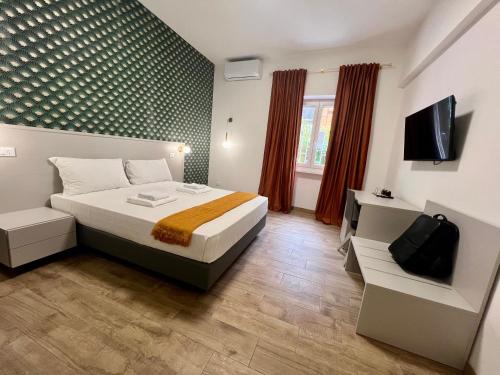 Qg Golden Rooms