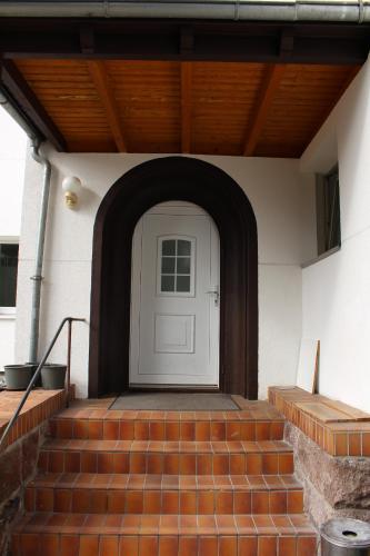 Exteriér nebo vchod ubytování Möblierte Zimmer mit Gemeinschaftsküchen und Wohnungen in Thüringen Wald