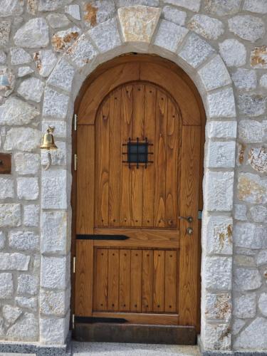 Galeriebild der Unterkunft Macedonium Luxury Villa with big pool & Fireplace in Skopje