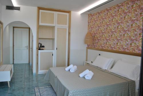 Foto dalla galleria di Hotel Lo Smeraldo a Ventotene