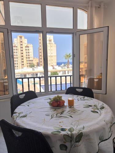 Apartamentos con piscina y vistas al mar-La Mata