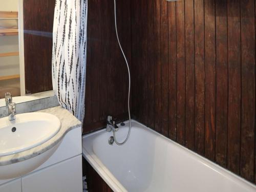 Studio pour 6 pers. au coeur des Orres 1650, proche remontées et commerces, balcon, box à skis - FR-1-322-549