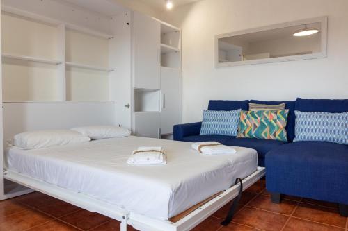 Postel nebo postele na pokoji v ubytování Global properties, apartamento de una habitacion en urbanizacion con piscina