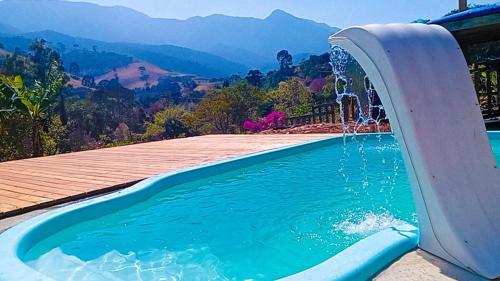 Piscine de l'établissement Rancho Pedacinho de Coração ou située à proximité