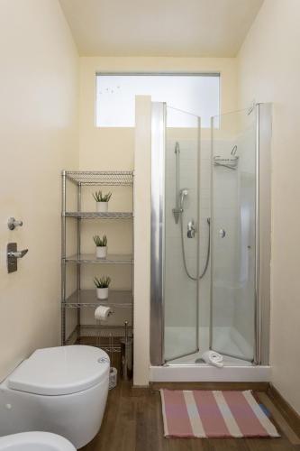 Politecnico Milano - Spacious ap balcony - sleeps 4
