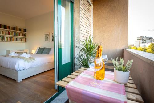 Politecnico Milano - Spacious ap balcony - sleeps 4