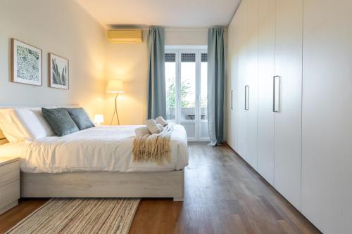 Politecnico Milano - Spacious ap balcony - sleeps 4