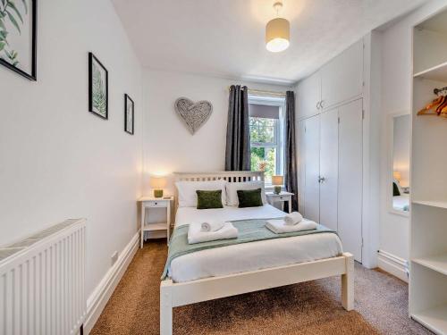 11 Bed in Instow REDLAにあるベッド