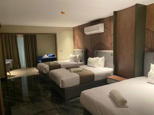 ハルガダにあるMakny pyramids hotelのギャラリーの写真