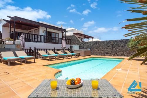 Villa Azure - LH122 By Villas Now Ltd