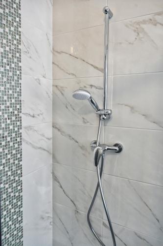 Un baño de Gozo Luxury Penthouse