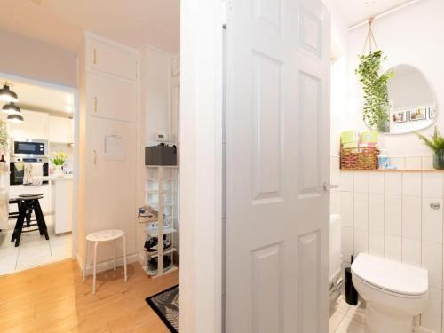 Φωτογραφία από το άλμπουμ του Stylish 2-Bed Flat in Woolwich, Central London στο Λονδίνο