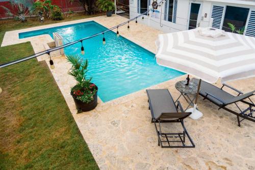 Laidback Family Escape with Private Pool & Gazeboの敷地内または近くにあるプール