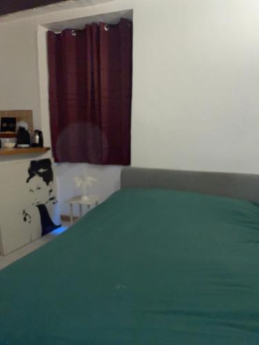 Cosy studio next to Arc de Triomphe
