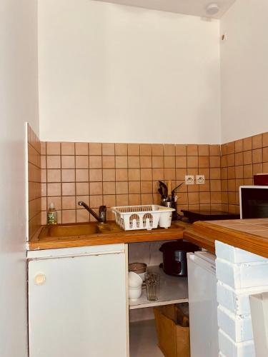 Cosy studio next to Arc de Triomphe