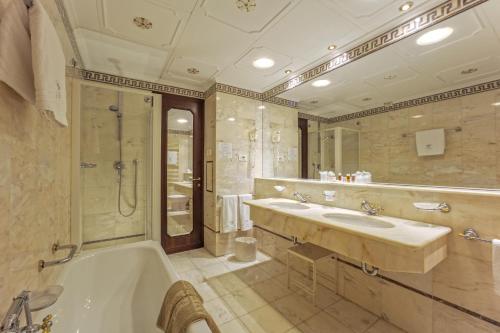 Gallery image of Abano Ritz Hotel Terme in Abano Terme